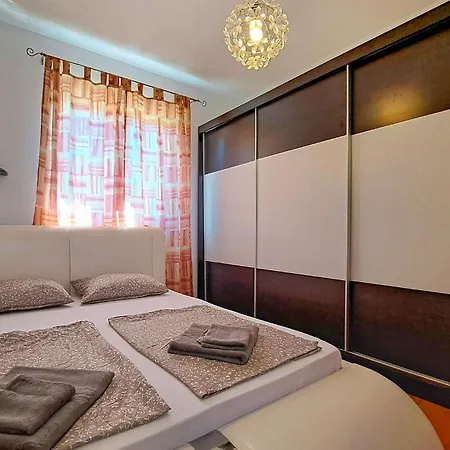 Дом отдыха Pet Friendly In With Kitchen *