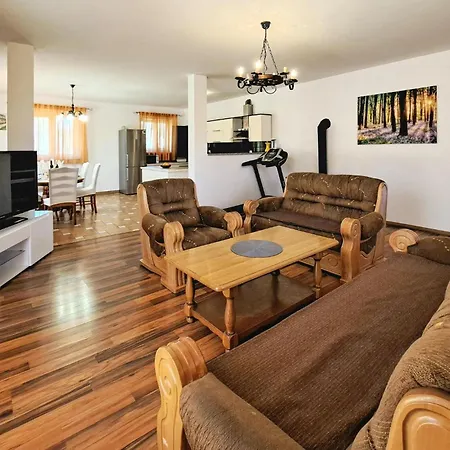 Pet Friendly In With Kitchen Holiday home Pula