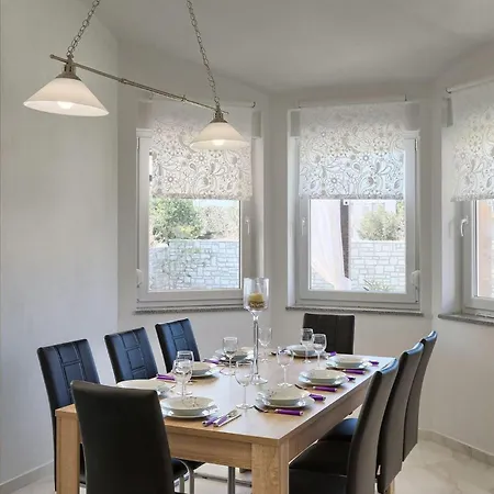 Rudi Prázdninový dům Pula