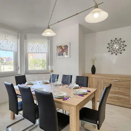 Rudi Prázdninový dům *